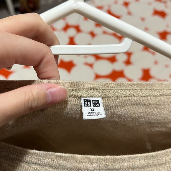 UNIQLO Striped Long Sleeve Sweatshirt - Picture 5 of 5